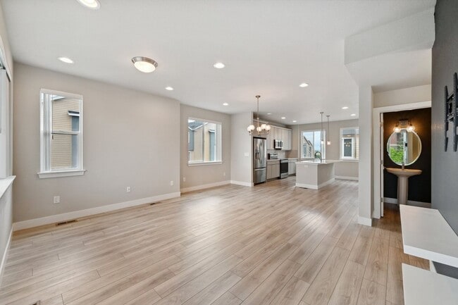 Photo - 6719 S Tempe Ct