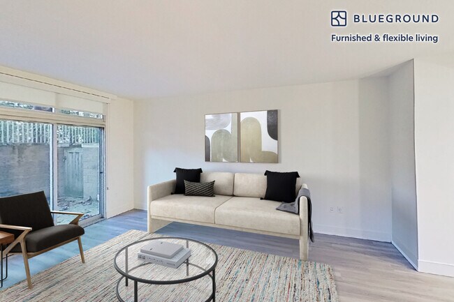 Photo - 2400 W El Camino Real Unit FL3-ID9268A