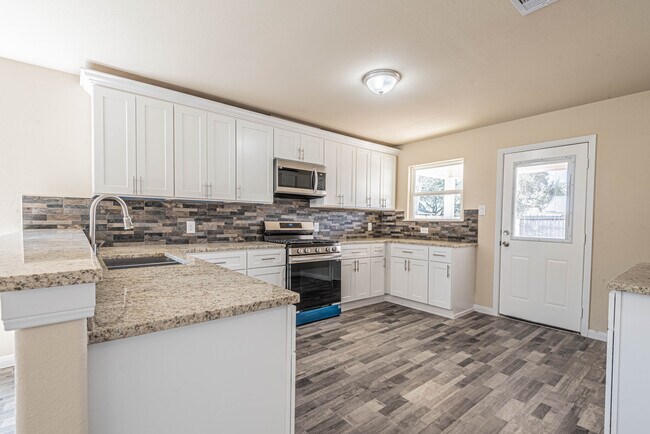 Photo - 12614 Terrance St