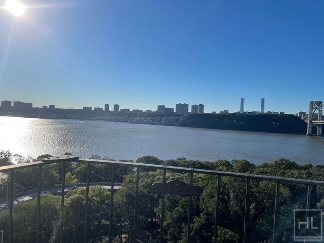 Photo - HAVEN AVENUE Unidad 18A