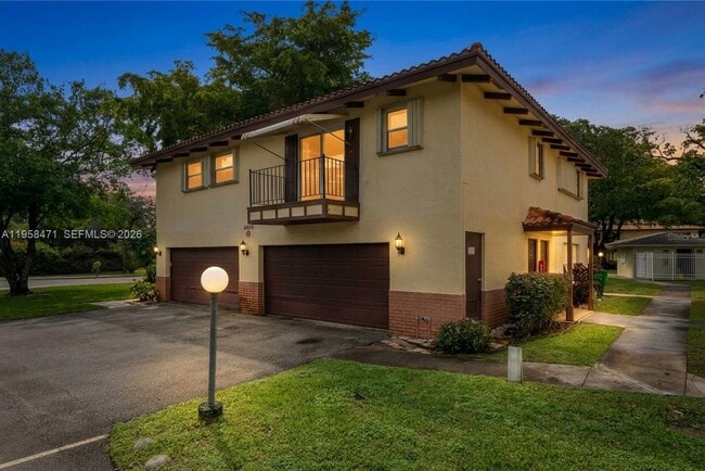 Building Photo - 8800 NW 30th St Unit 11-4