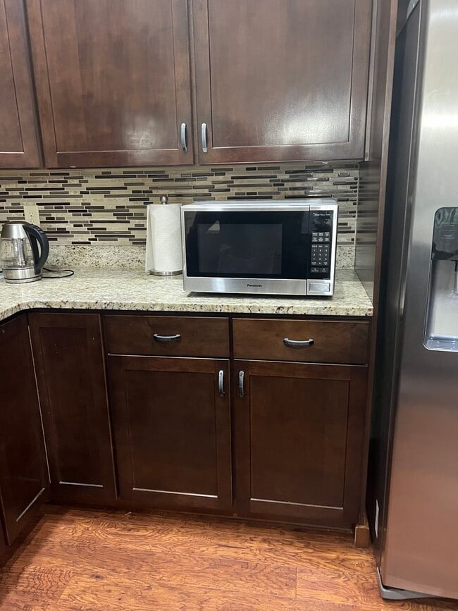 Photo - Beautiful 4 Bedroom in Ferndale!