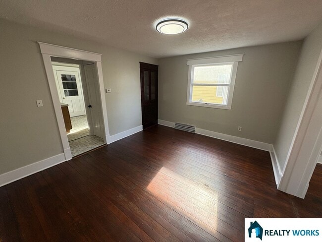 Photo - 3 Bedroom Home Close to Campus!