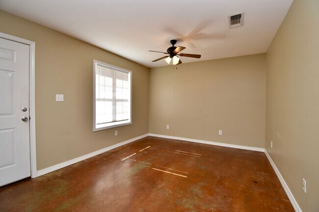 Photo - PRICE REDUCED! 3 Bed 3 Bath Home