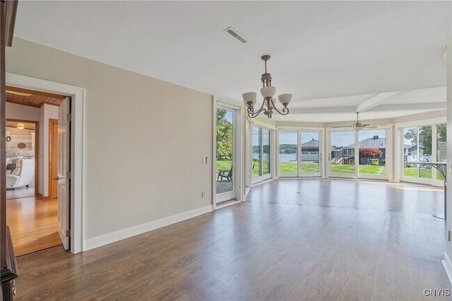 Photo - 1131 Marlyn Park Dr