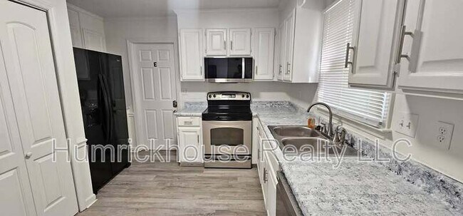 Photo - 438 Blue Rock Dr