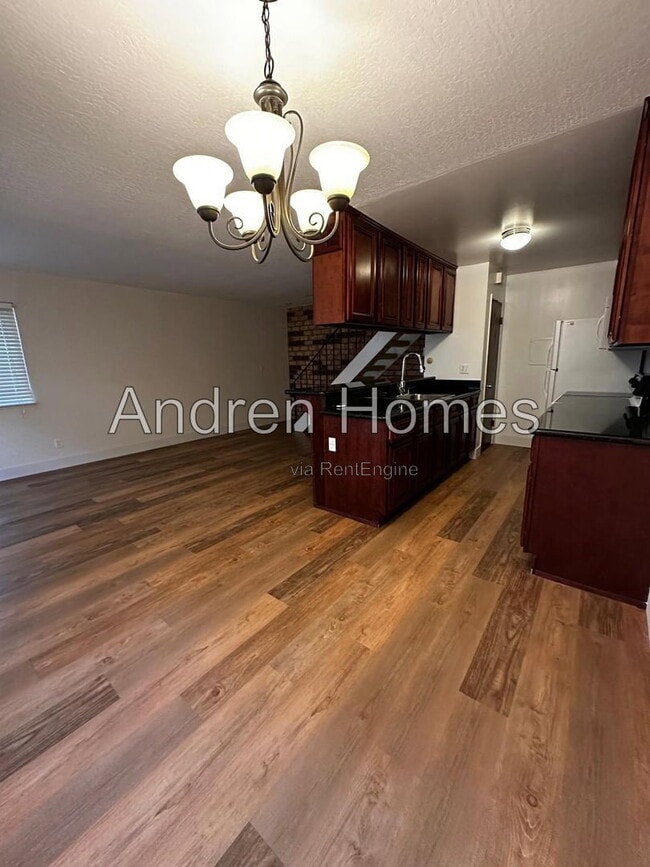 Photo - 1540 42nd Ave Unit Apartment 3