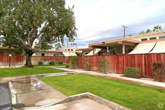 Photo - Washington Street Apartments