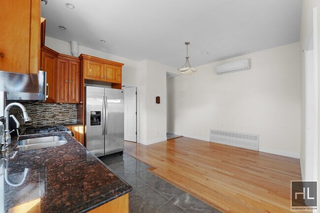 Photo - SACKETT STREET