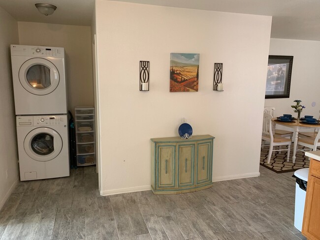 Photo - 6643 Desert Queen Ave Unidad 6643 Desert Queen  A