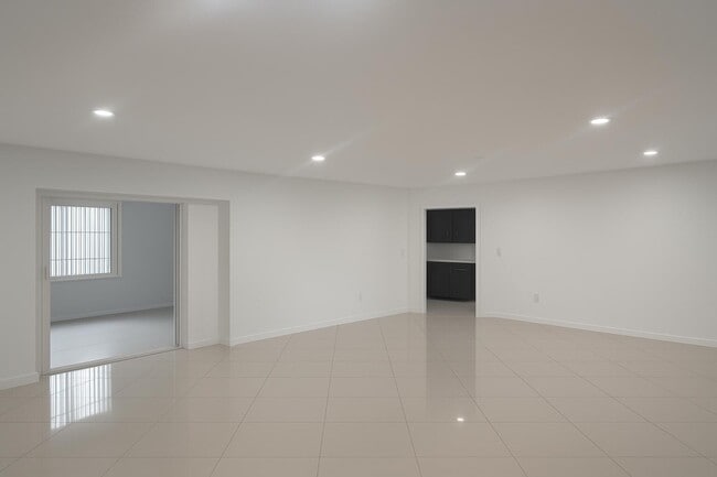 Photo - 22141 Aquila St