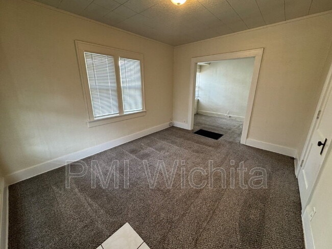 Photo - 422 S Glenn St