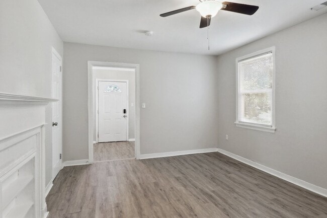 Large 3BR/2BA Near Downtown House For Rent - Large 3BR/2BA Near Downtown House For Rent