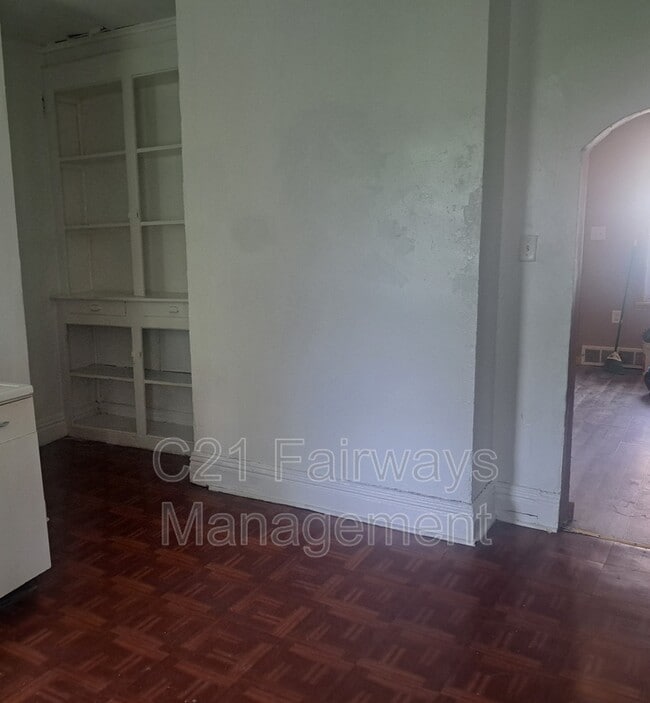 Photo - 16 Cuyler Ave