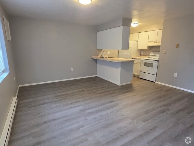 Building Photo - 802 North St Unit 1 Rental