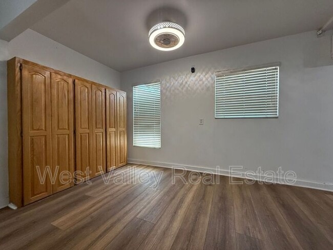 Photo - 515 Wood St