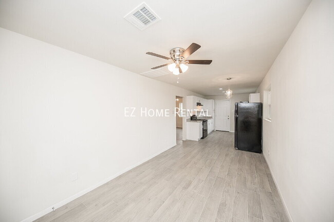 Photo - 5040 Mallow St Unit B