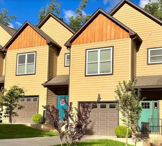Photo - 208 Rainbow Terrace Townhome