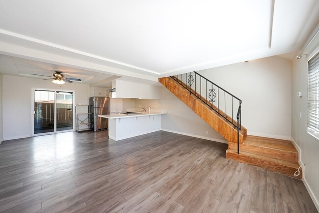 Building Photo - 808 B St Rental