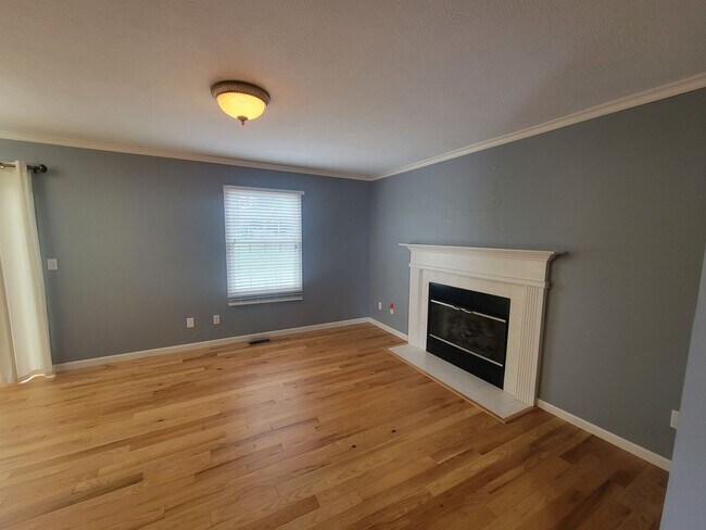 Photo - 3BR/4BA Dunlap Home for Lease