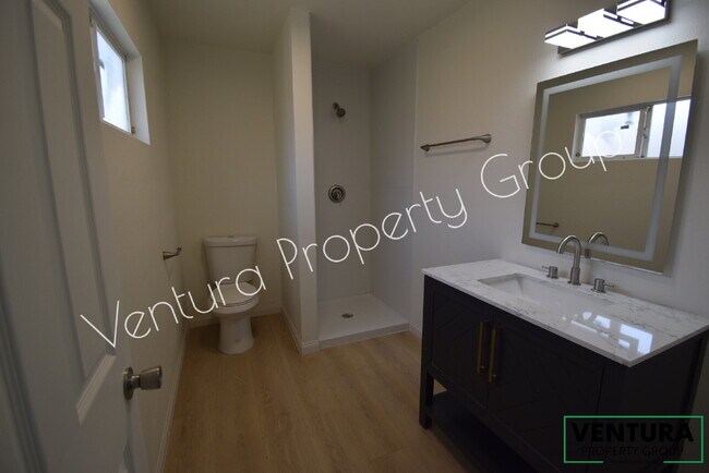NEWLY RENOVATED Spacious 2-Bed, 2-Bath Unit
