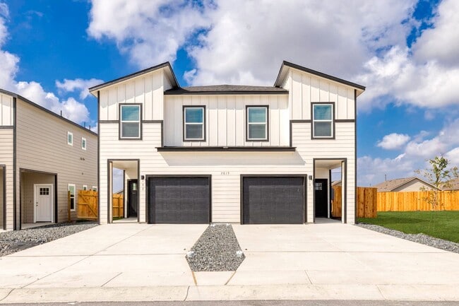 Building Photo - BRAND NEW 3 Bedroom, 2.5 Bathroom, Two-story Townhome