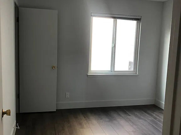 Building Photo - 807 Burnett Ave Unit 5