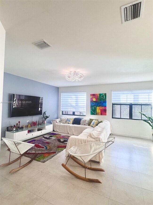 Photo - 10300 NW 70th Terrace