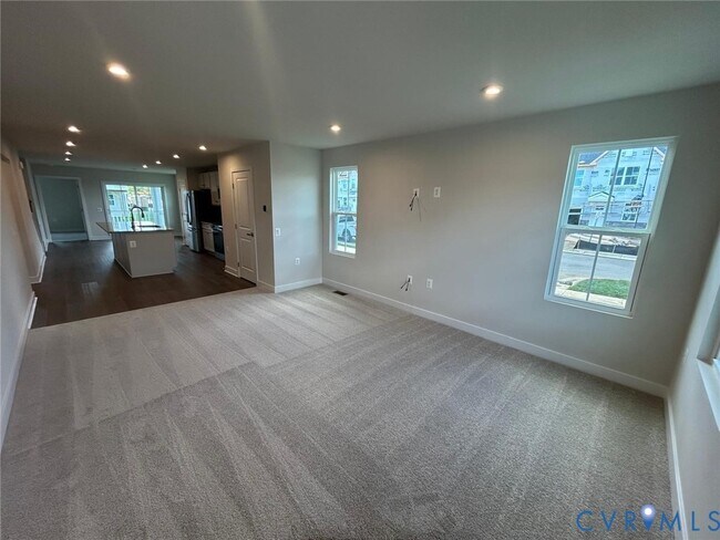 Photo - 9098 Chapwith Dr