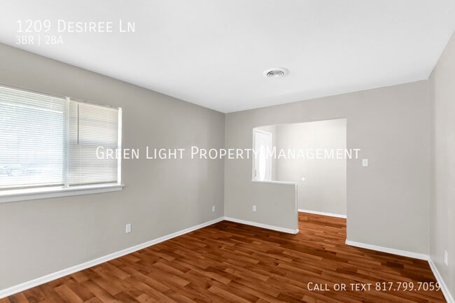 Photo - 1209 Desiree Ln