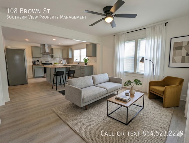 Photo - 108 Brown St