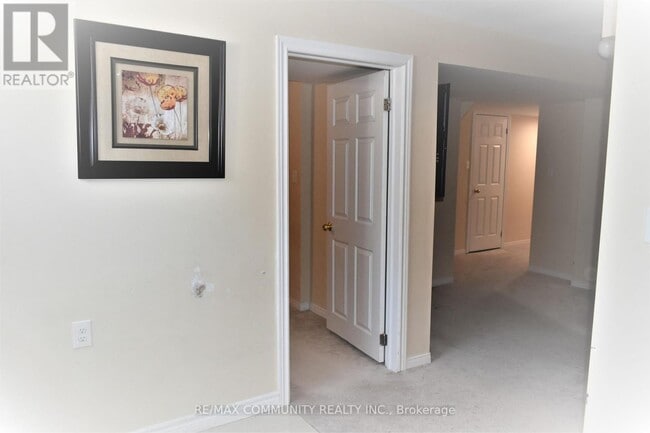 Photo - 23 Penndutch Cir