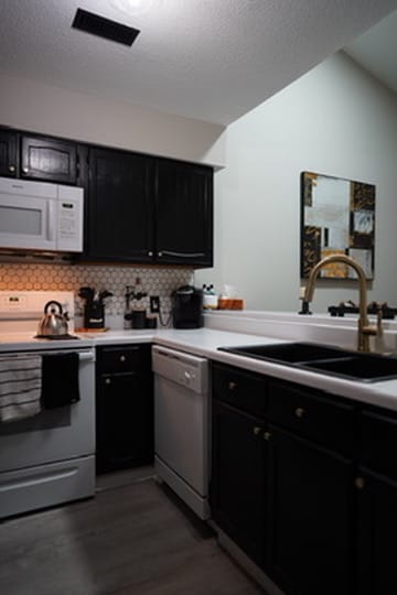 Photo - 32 Stonewall Way