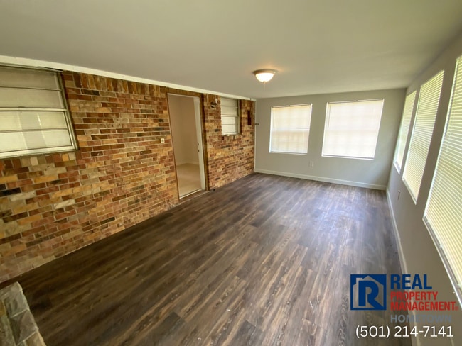 Photo - 6522 Farmstead Rd