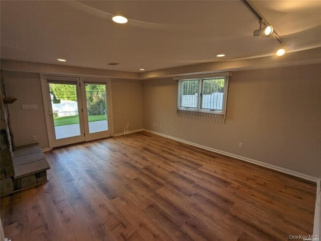 Photo - 19 Comanche Ln