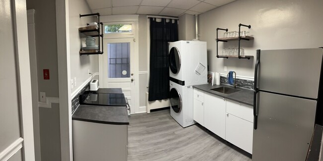 Liberty Street - Liberty Street Unit Loft 2