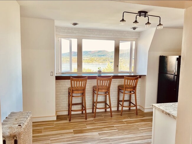 Photo - 222 Montgomery St Unit 5