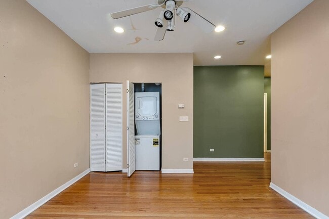 Photo - 8154 S Drexel Ave Unit 2E