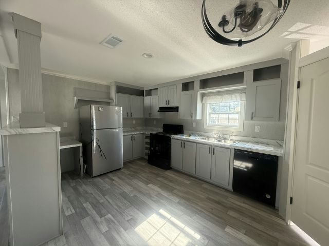 Photo - 3035 66th Ave N