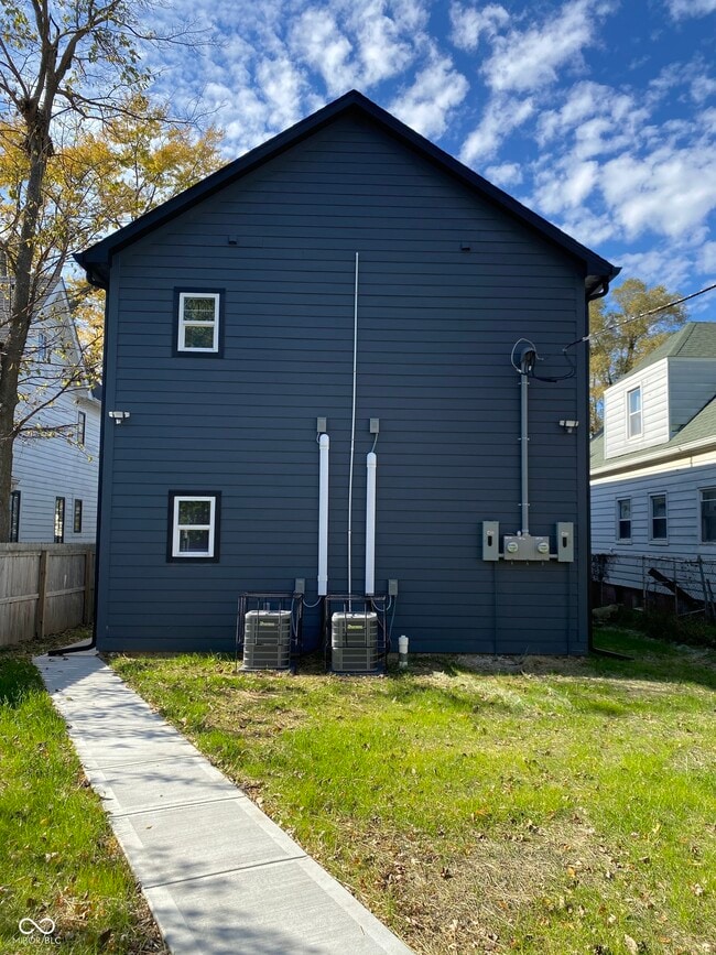 Photo - 931 N Beville Ave