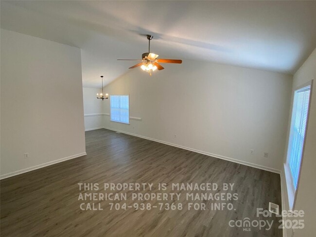 Photo - 41 Ridge Ct SE