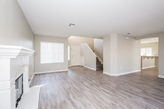 Photo - 1814 La Villa Dr