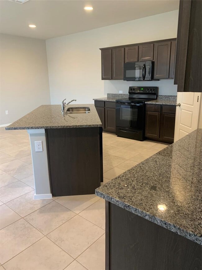 Photo - 202 Dodge Rd