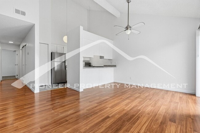 Photo - Spacious Condo with Washer/Dryer and Central AC Unit 302
