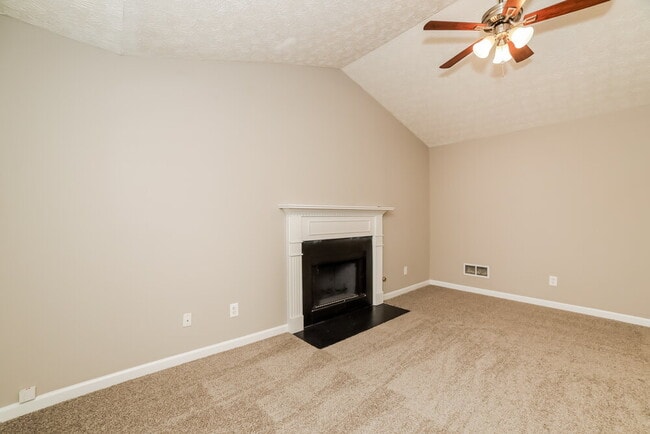 Photo - 1118 Marina Ln