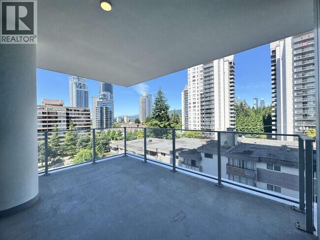 Photo - 555 Sydney Ave.