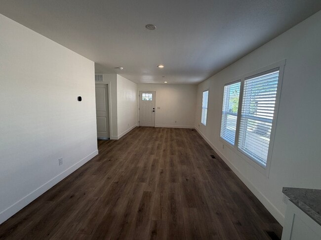 Photo - 501 E Ray Rd