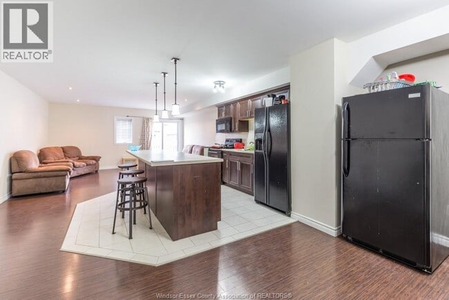 Photo - 700 Bridge Ave