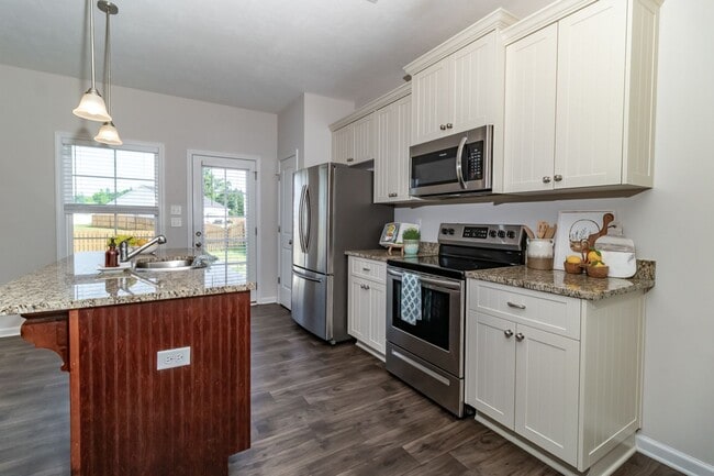 Photo - Like New, 4/2, Ranch Home In Grovetown!