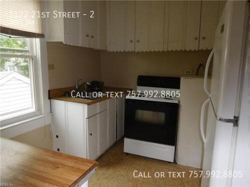 Photo - 1122 21st St Unit 2
